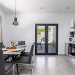 Panorama Villa *