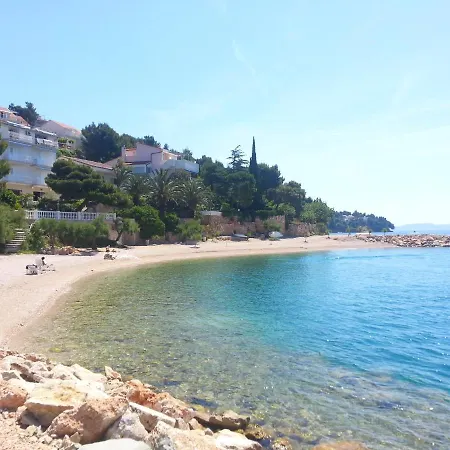 빌라 Panorama 오미스