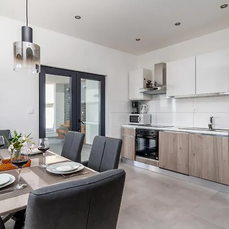 Panorama 빌라 오미스